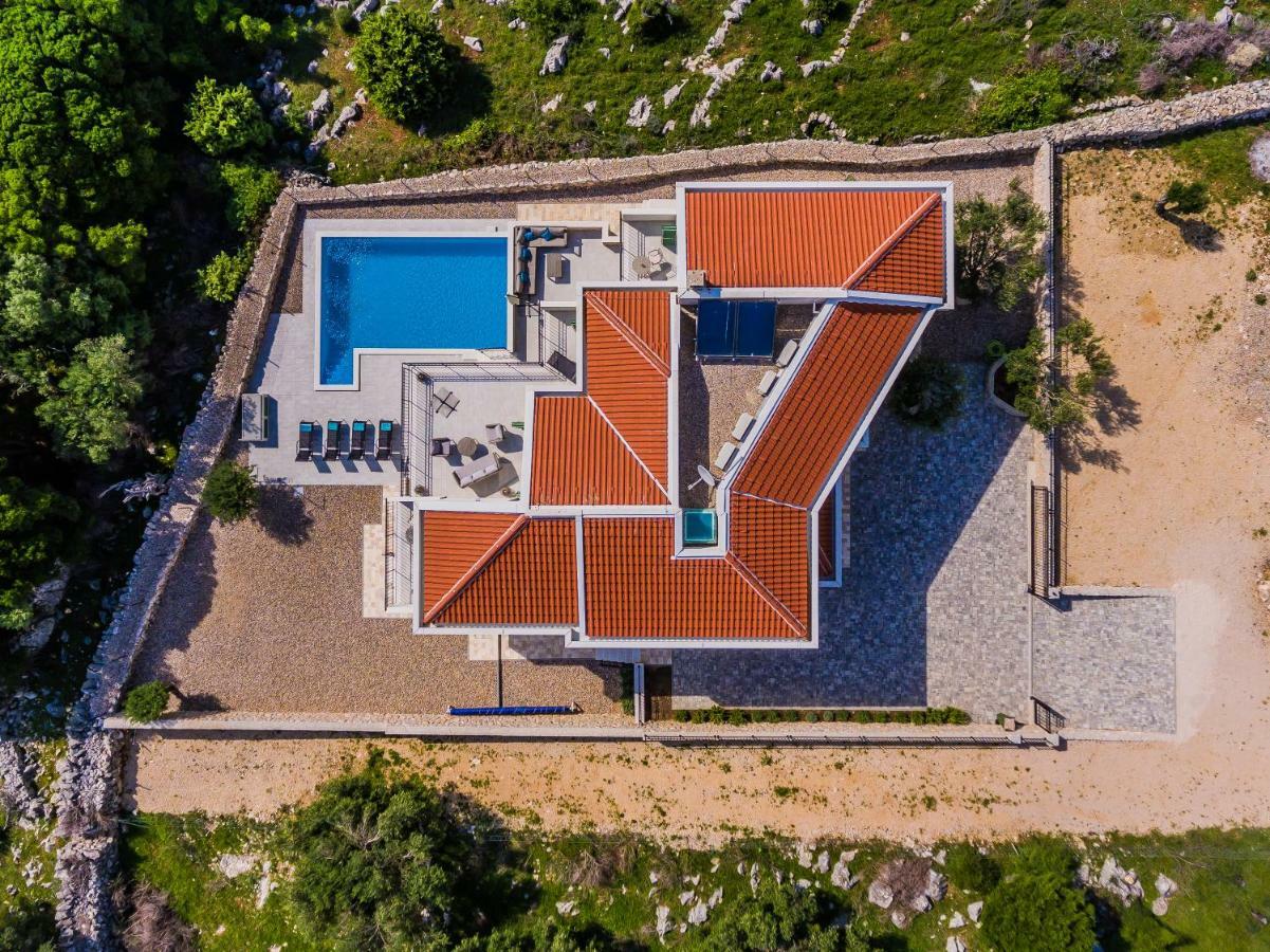 Villa Bramasole Lun Novalja Eksteriør billede